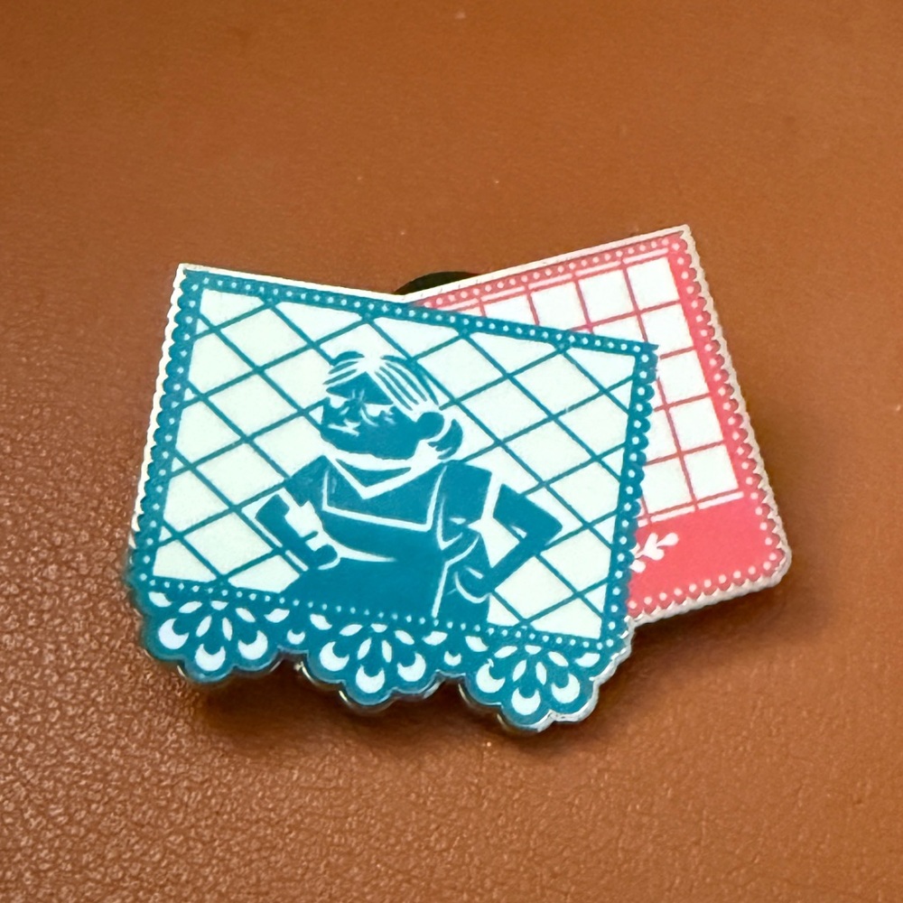 Disney Pin – 2022 Coco Papel Picado